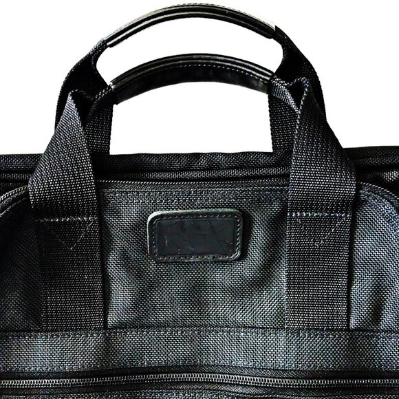 TUMI Slim Portfolio laptop travel bag - Picture 6 of 9